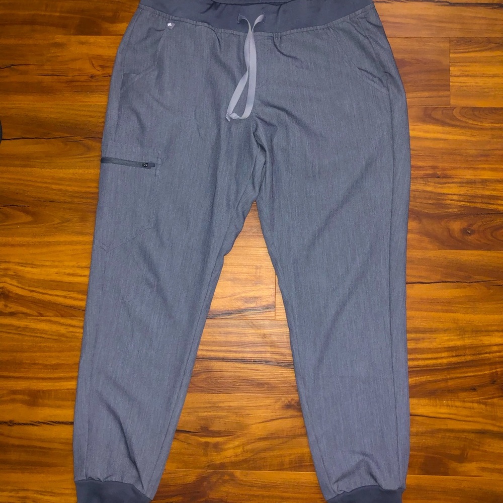FIGS Zamora Joggers